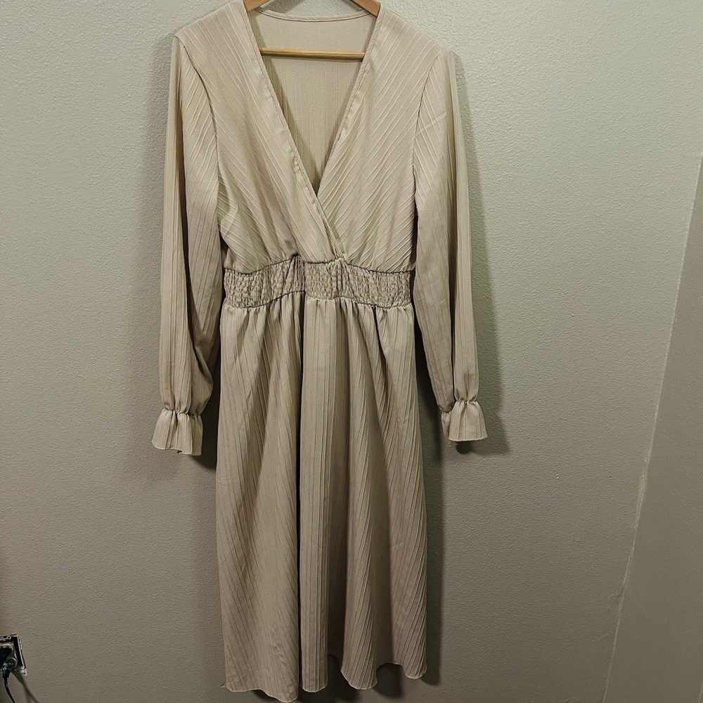Long‎ Sleeve Maxi Dress Beige Victorian Sleeve Detail Stretch Waist Size XL